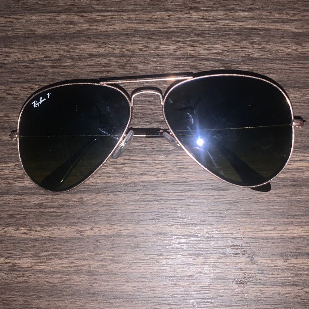 Rayban Pilot style sunglasses